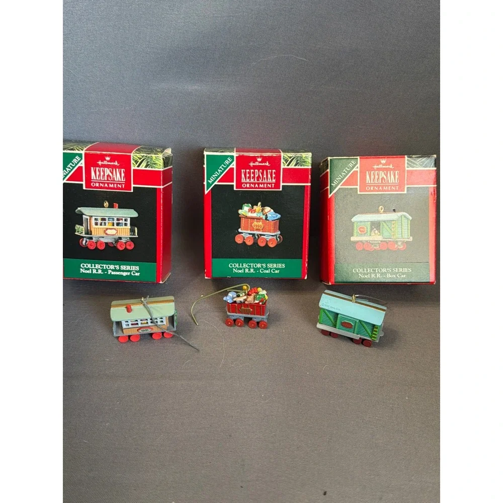 Hallmark Keepsake Noel R.R. Miniature Train Ornaments Set of 3 1990 1991 1992